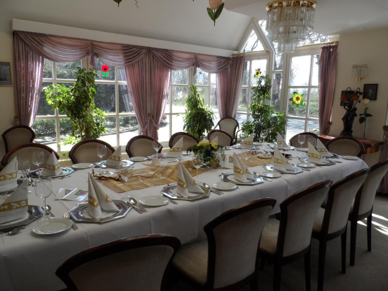 אאוריך Hotel Waldquelle מראה חיצוני תמונה