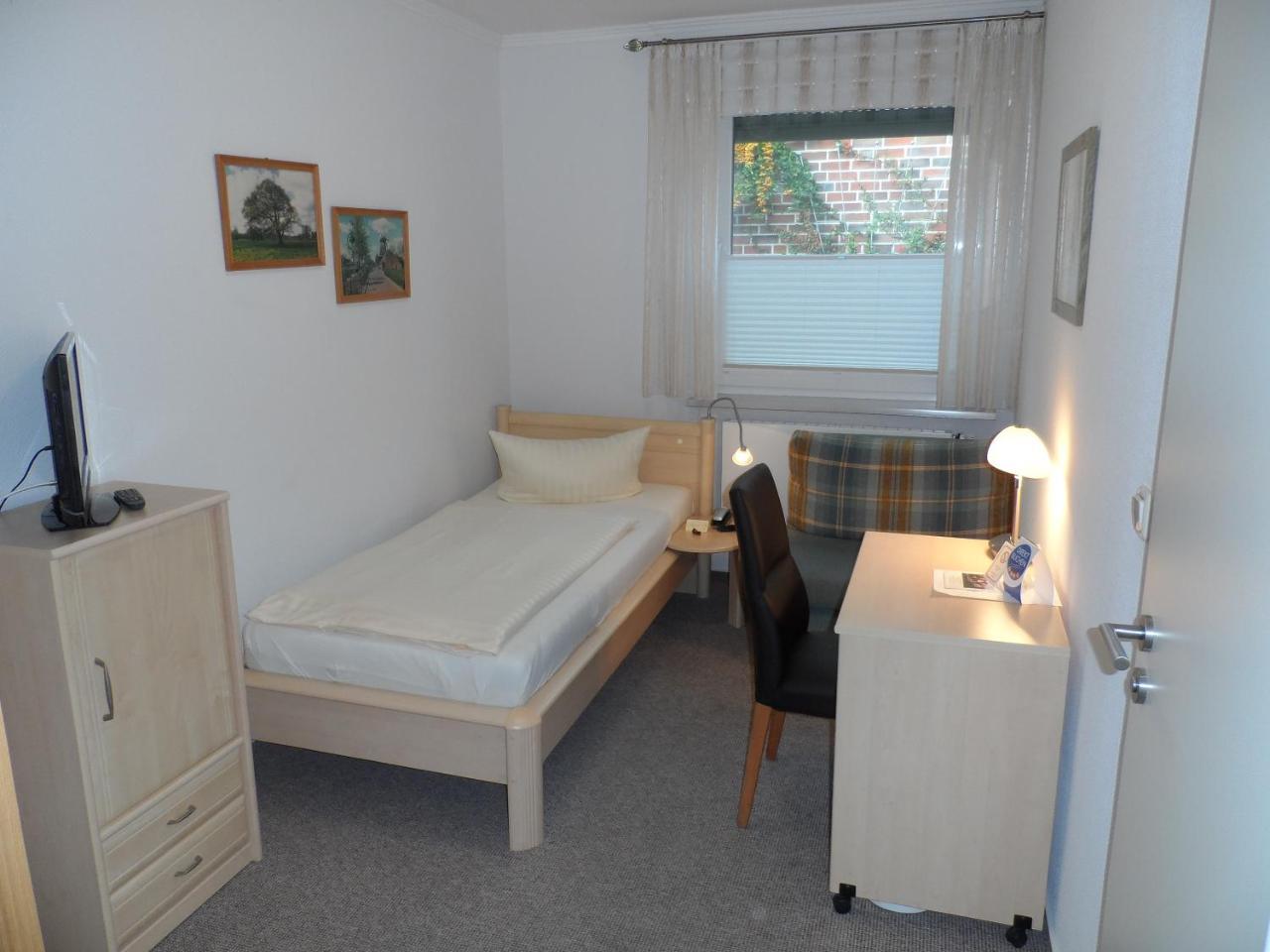 אאוריך Hotel Waldquelle מראה חיצוני תמונה